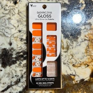 Dashing Diva Gel Nail Strips Halloween Themed